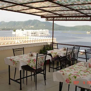 Hotel Raj Niwas Udaipur